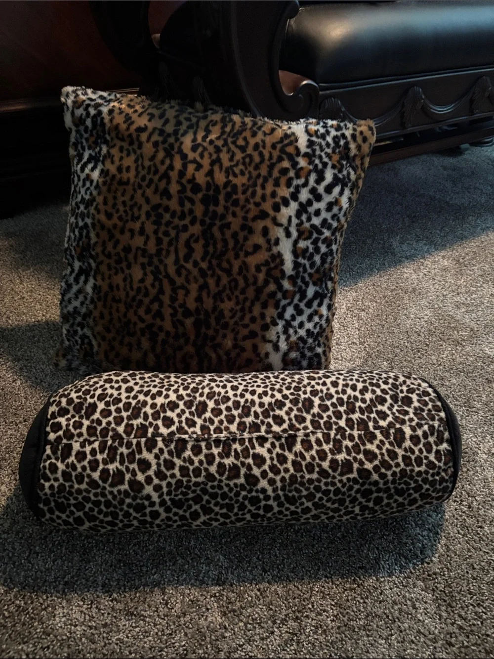 Leopard matching pillows